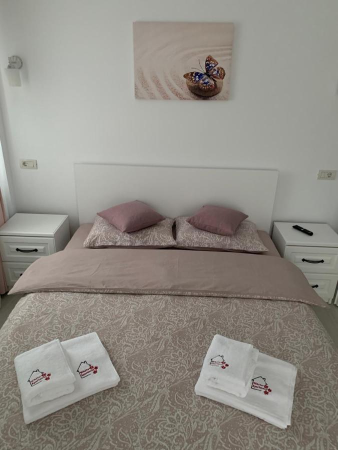 White Apartment Gura Humorului, Bucovina, Voronet Zewnętrze zdjęcie